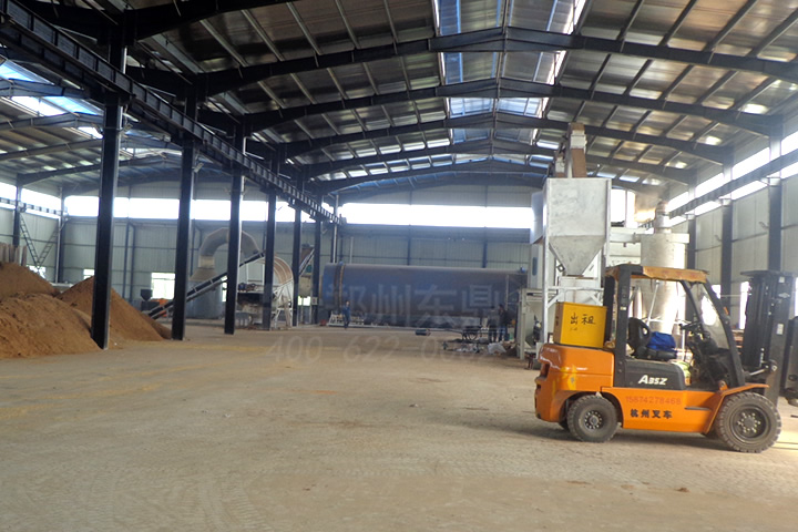 在家具制造行業生產過程中會產生大量的鋸末、刨花，這些木質物料是加工優質生物質顆粒的好原料，但由于水分過高直接壓制顆粒會影響顆粒品質，為了控制鋸末的含水率，我司開發成套鋸