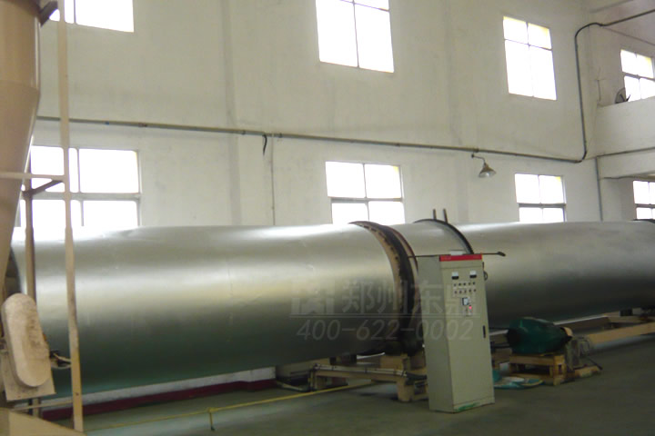 植物蛋白飼料烘干機適用于酒糟、醋糟、醬油糟、豆渣、粉渣、甜菜渣等糟渣下腳料工業(yè)飼料化加工利用，可以有效改善飼料儲裝運性能。