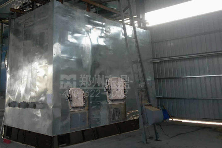 生物質熱風爐以綠色能源生物質顆?；蛩樾?、木片為燃料，以空氣為介質的新型高效換熱設備。