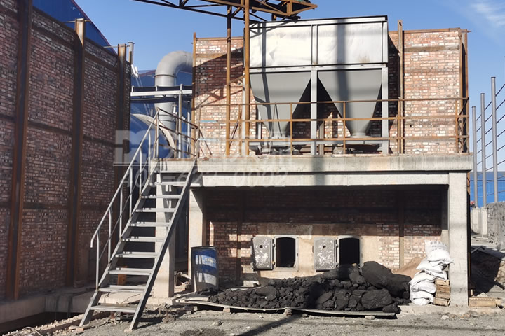 沸騰爐可使用劣質(zhì)燃料，氮化物生成少,易脫硫，具有一定的環(huán)保優(yōu)勢(shì)。