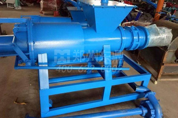 畜禽糞便固液分離機(jī)適用于對(duì)養(yǎng)殖場(chǎng)牛糞沼渣、雞糞、豬糞等物料進(jìn)行脫水預(yù)處理